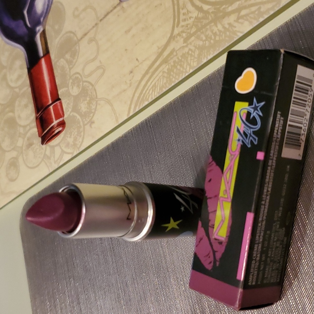 Lipstick